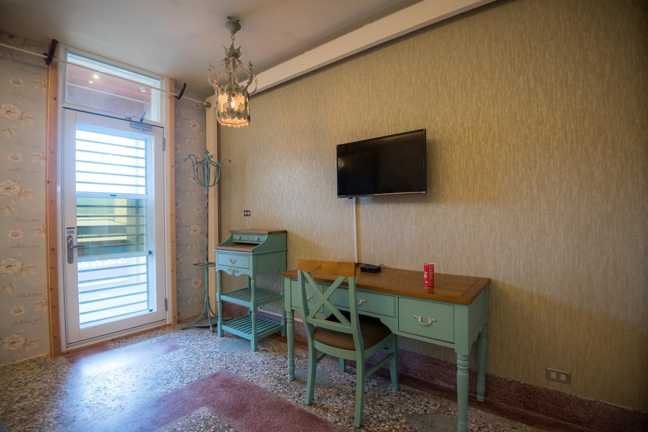 Ripoll'Es Homestay Chishang Exterior photo